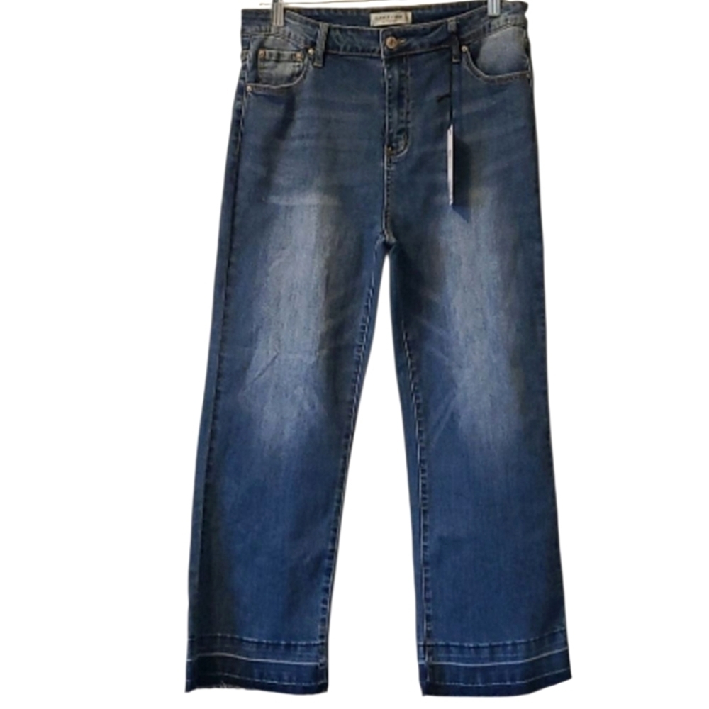 HAMMER Cropped Raw Hem Wide Leg Distressed Jeans Size 9 NWT